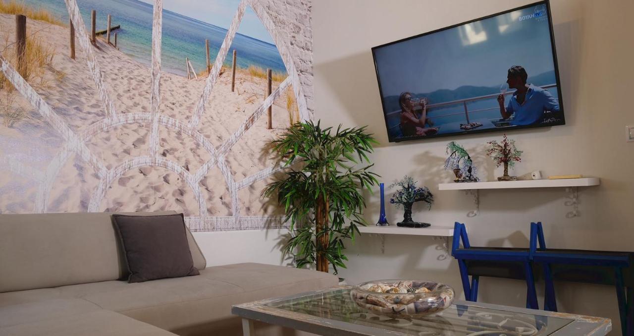 Villa Azzuro Ground Floor Nea Kallikrateia Eksteriør bilde